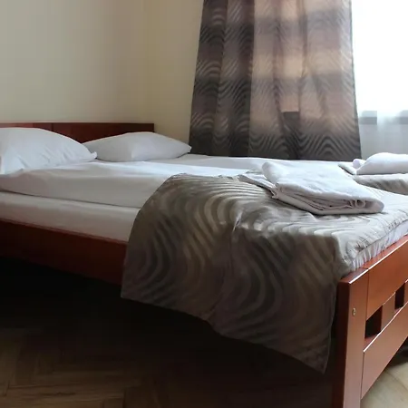 Parkowa Hubal Konukevi 3*
