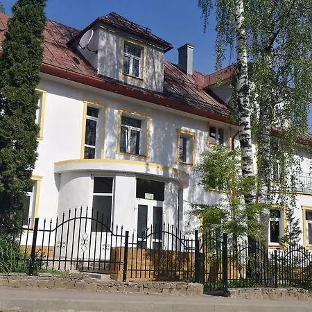 Parkowa Hubal 게스트하우스 라프카